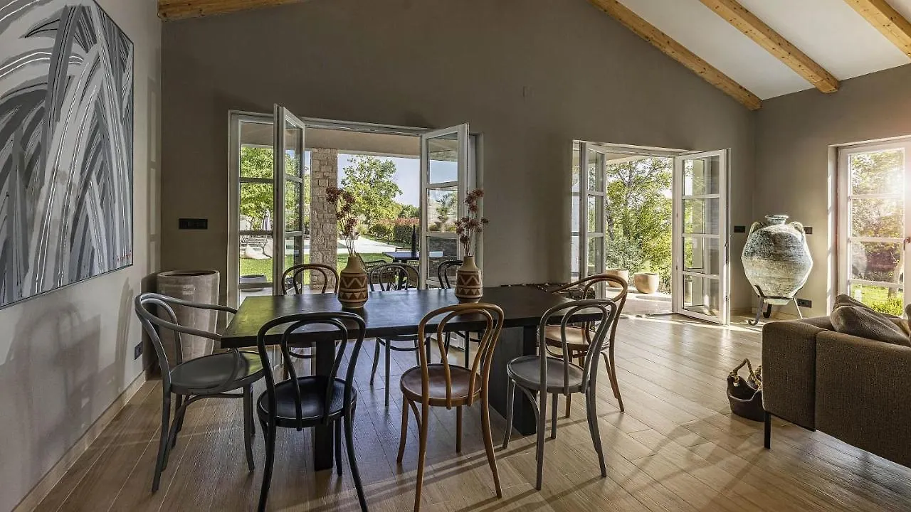 Villa Mediterranean Retreat Tinjan